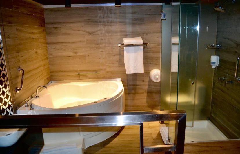 Hotel Las Lomas Lima Dış mekan fotoğraf